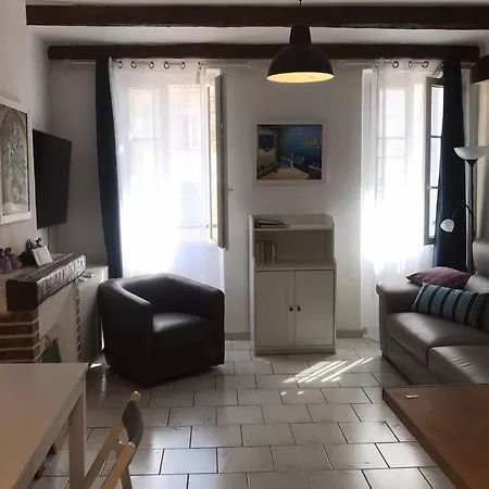 La Petite Oasis, Newly Renovated Apartment *