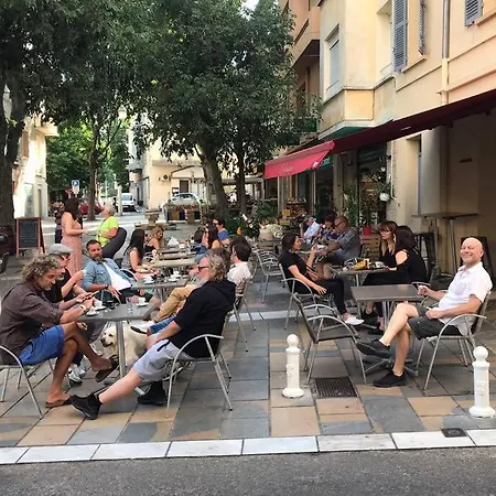 La Petite Oasis, Newly Renovated *